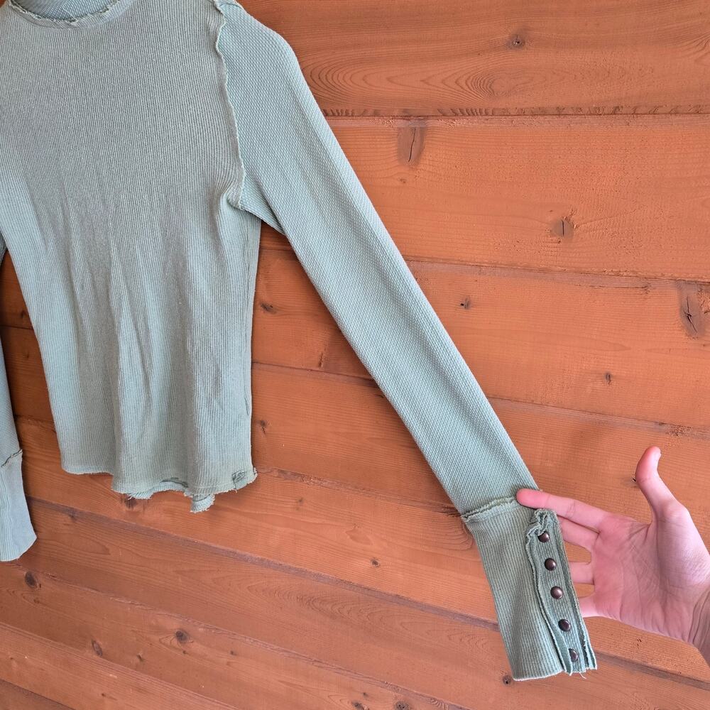 Free People Freya Mock Neck Thermal Top Mint Dust XS Boho Cuffed 90's LS Blouse - Picture 4 of 5